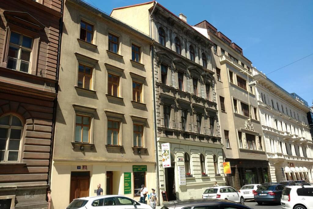 Marvelous Apartment In The Center Of プラハ エクステリア 写真